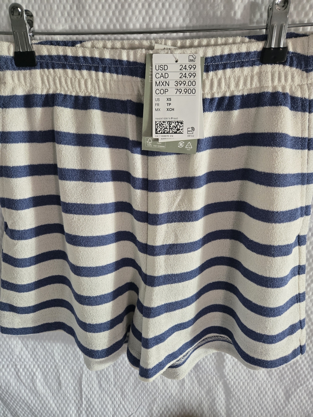 H&M Cream and Navy Striped Women’s Shorts